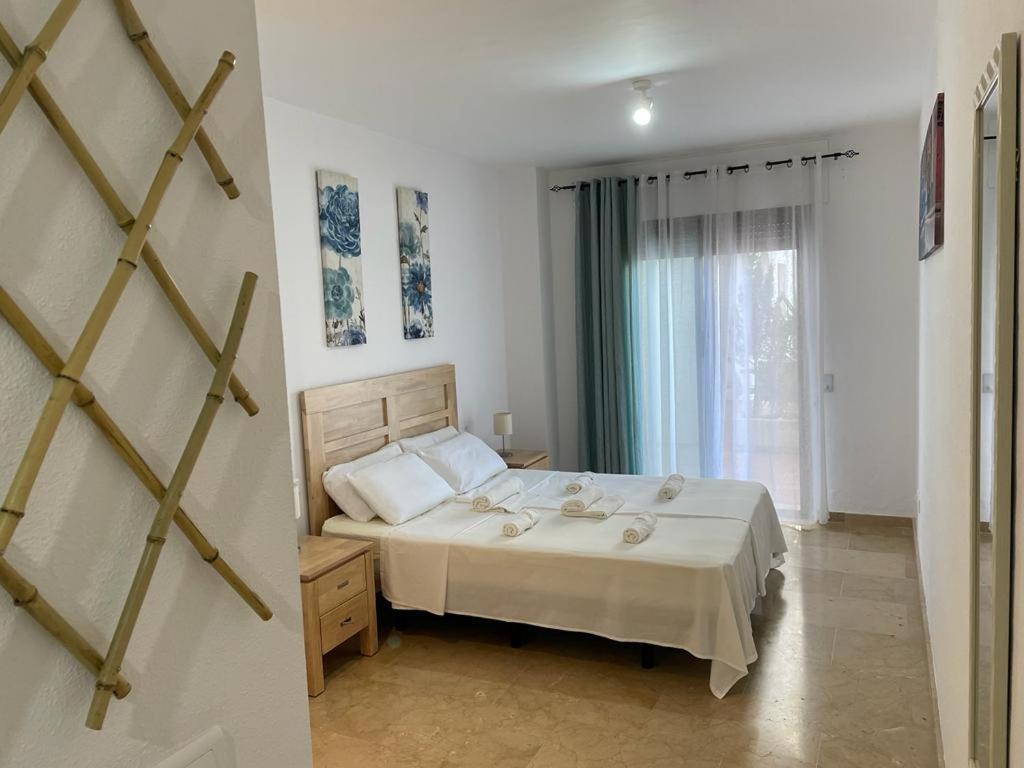 Beach Apartment In La Duquesa Marina Castillo de Sabinillas Exterior foto